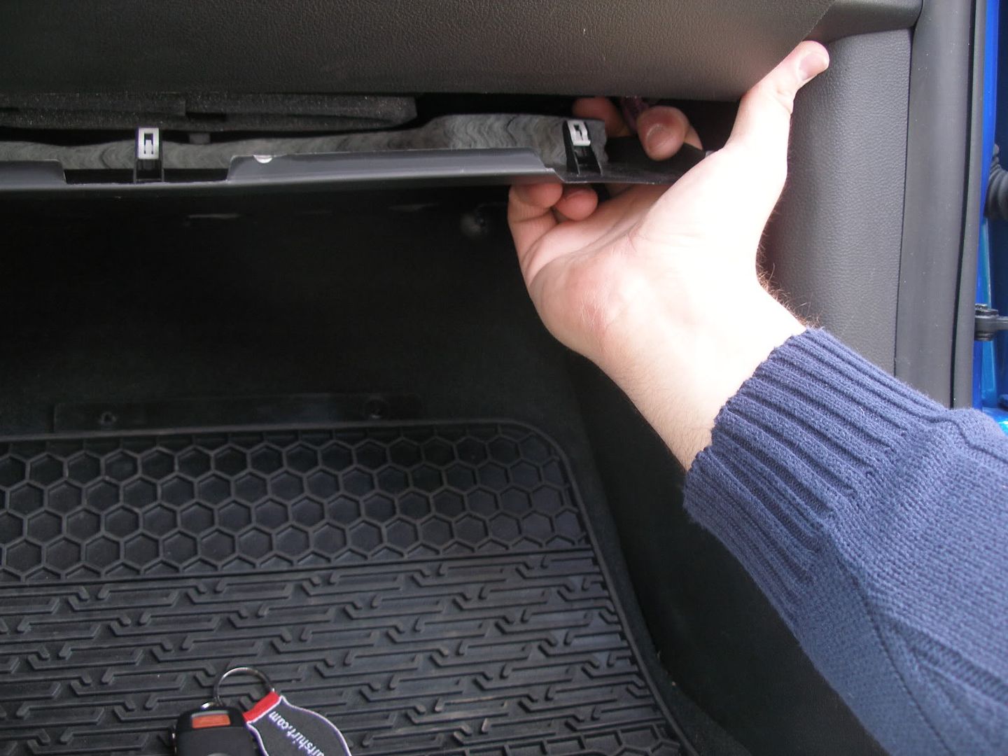 how to change glove box light silverado